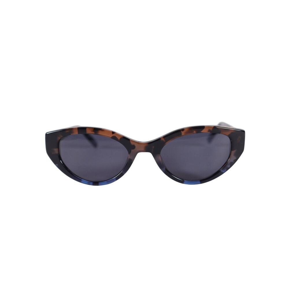 DKNY Narrow Cat Eye Womens Sunglasses - Mocha / Blue Tortoise Gradient - NWT